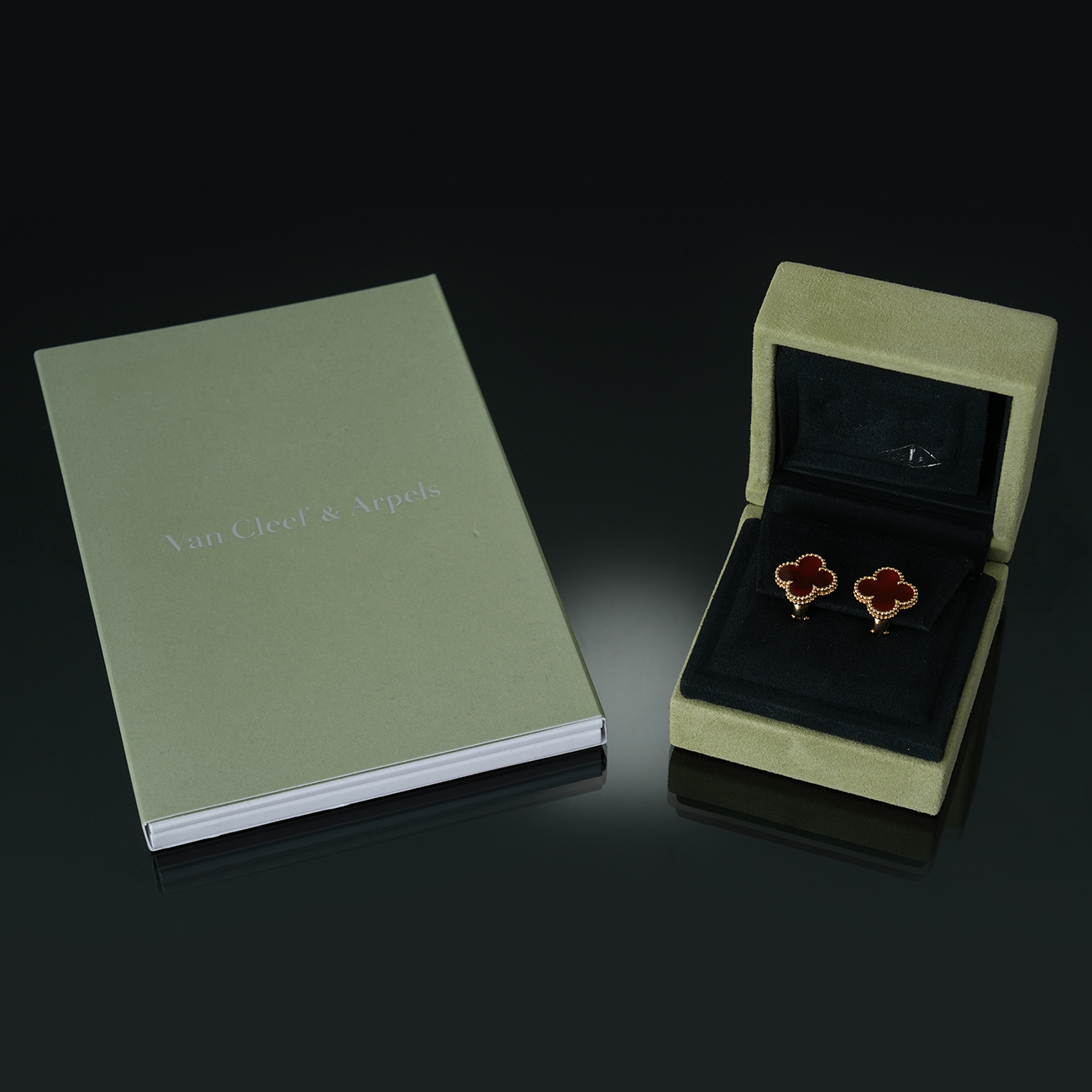 Van Cleef & Arpels(USED)반클리프앤아펠 빈티지 알함브라 귀걸이